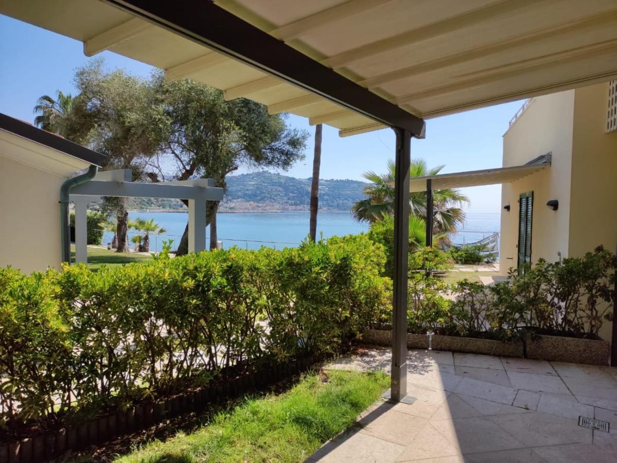 Residence Baia La Ruota Бордихера Екстериор снимка
