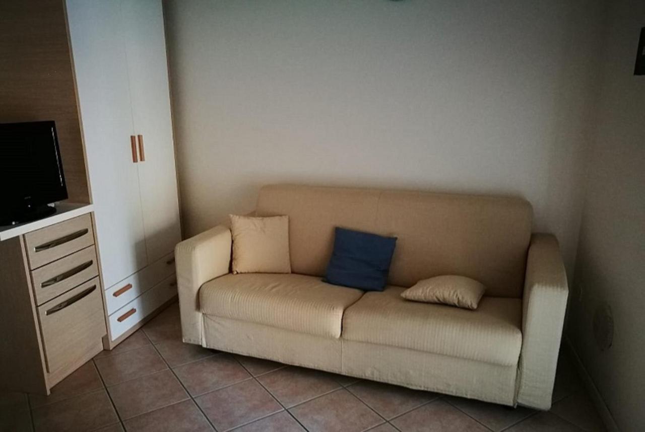 Residence Baia La Ruota Бордихера Екстериор снимка